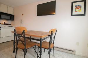 Kuchyň nebo kuchyňský kout v ubytování ML319 Close To Village And Slopes EZ Parking WiFi