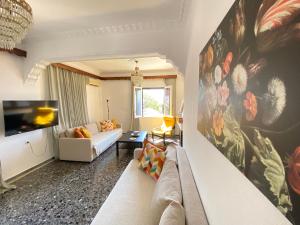 Χώρος καθιστικού στο Demie and George Ηouse