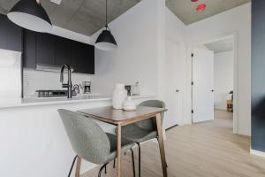 Gallery image of Blueground West Loop gym pet area wd gym CHI-1098 in Chicago