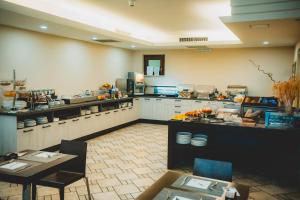Comida no hotel ou em algum lugar perto