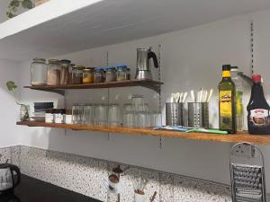 Una cocina o cocineta en The Drop In Madiha I Double Bedroom with private Bathroom