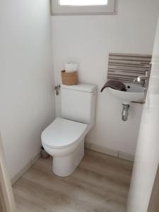 Et badeværelse på A Carolles, maison idéale pour des vacances Nature + 7 billeder