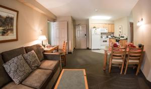 Trickle Creek Lodge
