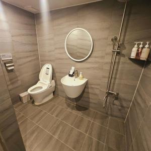 Koupelna v ubytování Hotel razaB