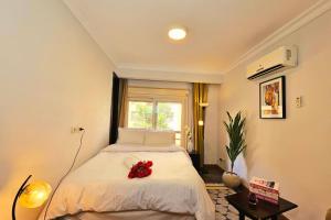 Postel nebo postele na pokoji v ubytování Discover your New Escape