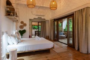 Imagem da galeria de La Pointe Beach Huts em Praslin