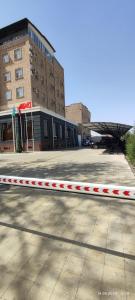 Afbeelding uit fotogalerij van BEK PLUS HOTEL in Takchilik