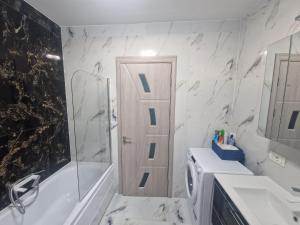 Ένα μπάνιο στο Casa Bellevue +12 φωτογραφίες