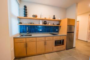 Köök või kööginurk majutusasutuses Casa Loba Luxe Unit 3 with private pool