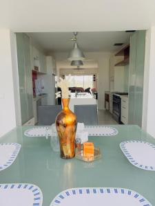 3 BR villa in Werribee near to Werribee CBD的厨房或小厨房