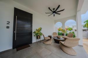 Fotografija u galeriji objekta Casa Loba Luxe Unit 2 with private pool and garden u gradu Rinkon