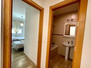 Łazienka w obiekcie Apartamento Castillo de Mar