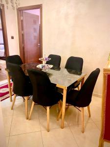 Posezení v ubytování Abraj Dubai 3 bedroom luxury apartment