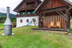 Vonkajšia záhrada v ubytovaní Penthouse im Bauernhaus