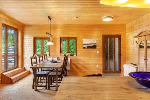 Fotografia z galérie ubytovania Penthouse im Bauernhaus v destinácii Laas