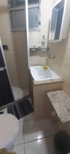 Koupelna v ubytování Kit com vista linda perto das Castanheiras + 6 fotografií