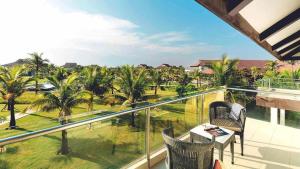 Balkón nebo terasa v ubytování ROBINSON Nam Hoi An