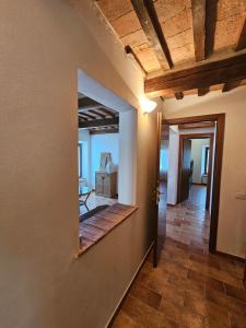 Телевизор и/или развлекательный центр в La Rosa dei Venti - Country House