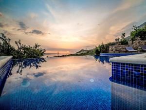 Bazén v ubytovaní Villa Bellavista**** BEST PLACE FOR YOUR HOLLIDAY alebo v jeho blízkosti