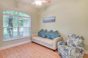 Fotografie z fotogalerie ubytování Bike, Golf and Swim Palm Coast Home with Lanai! v destinaci Palm Coast