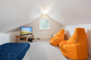 Televisyen dan/atau pusat hiburan di Summer Lake 32B, Meadowlark