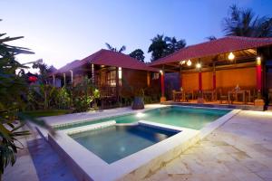 Bazén v ubytování Saka Village Resort Ubud nebo v jeho okolí