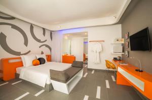 Gallery image of SUN & MOON, Urban Hotel in Phnom Penh