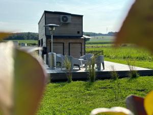Vrt ispred objekta Tiny Cosy