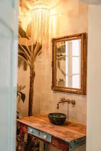 Senglea Jungle Palazzo的一间浴室
