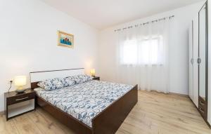 Postel nebo postele na pokoji v ubytování Holiday Home Krusevo With Sea View 181