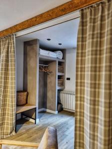 A bed or beds in a room at Drey Divcibare