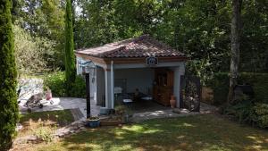 Zahrada ubytování À l ombre des chênes