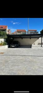 Fotografie z fotogalerie ubytování Apartmani Nada v destinaci Brodarica