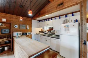 Dapur atau dapur kecil di Blue Dolphin 054