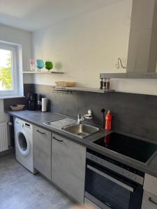 Kuchyň nebo kuchyňský kout v ubytování RheinZeit Säckingen