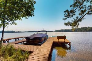 Φωτογραφία από το άλμπουμ του Little Fork Lookout σε Three Lakes