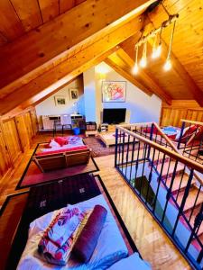 Postel nebo postele na pokoji v ubytování Adosado Las Cumbres de Hoz + 37 fotografií
