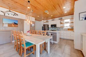 Gallery image of Lucky Dog Cottage SC1 in Port Aransas