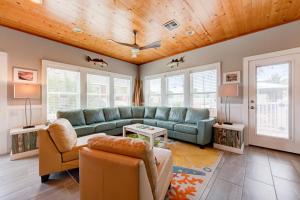 Gallery image of Lucky Dog Cottage SC1 in Port Aransas +65 photos