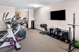 Fitness centrum a/nebo fitness zařízení v ubytování SureStay Hotel by Best Western Bassano
