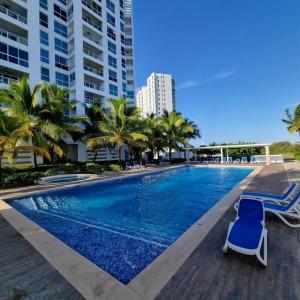 Бассейн в Playa Blanca Beach Rentals или поблизости