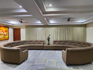 Posezení v ubytování Hotel Geetha International