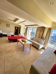 Posezení v ubytování Hotel L'Aiglon