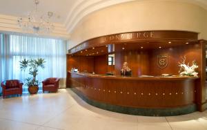Vstupní hala nebo recepce v ubytování Grand Hotel Barone Di Sassj