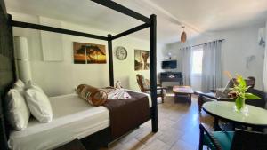 Posezení v ubytování Stephna Residence + 37 fotografií