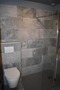 Koupelna v ubytování Chambre Platane + 17 fotografií