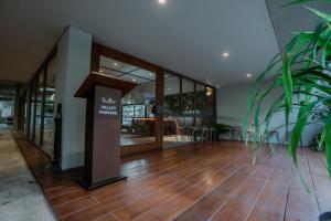 Foto Bandungis asuva majutusasutuse Jiro Hotel galeriist