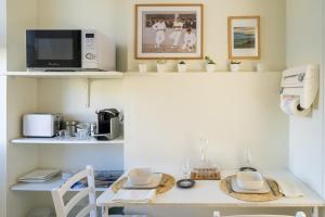 Dapur atau dapur kecil di Studio Agréable Et Lumineux +15 gambar