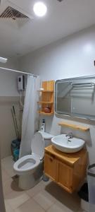 Ένα μπάνιο στο Addie's Abode +14 φωτογραφίες