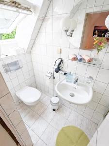 Koupelna v ubytování B5 Urlaubsmagie Gemütliche Wohnung inmitten der Sächsischen Schweiz